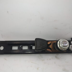 Guía de cinturón inferior delantero derecho e izquierdo Fiat Doblo 2003
