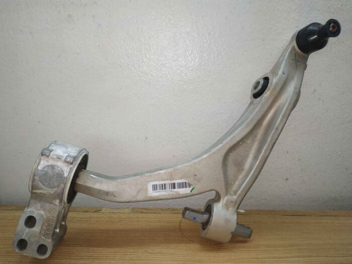 Trapecio inferior delantero izquierdo Alfa Romeo 159