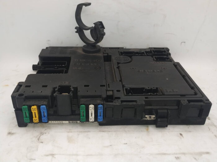 Caja de fusibles BSI SIEMENS Peugeot 206