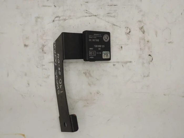 Sensor Ultrasónico Alarma Skoda Octavia (MK1)