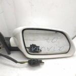 Retrovisor completo eléctrico derecho Skoda Octavia 2007 blanco