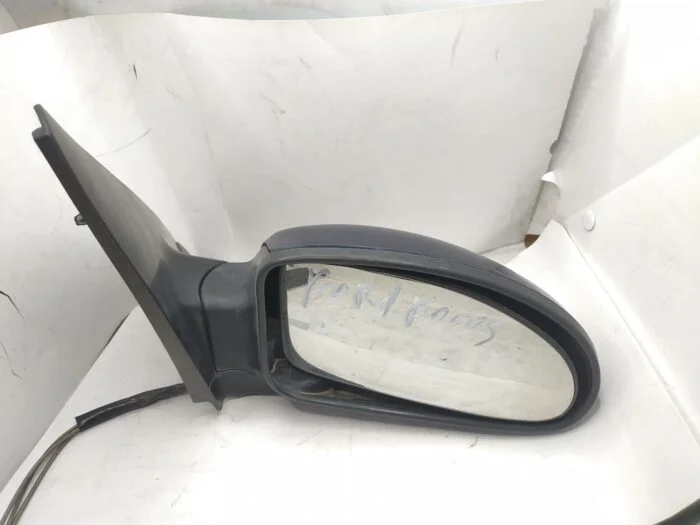 Retrovisor manual completo derecho Ford Focus 1998 azul