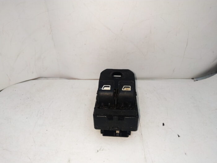 Botonera elevalunas delantero izquierdo Peugeot 206 2000