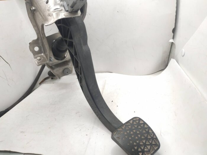 Pedal de embrague Opel Corsa C