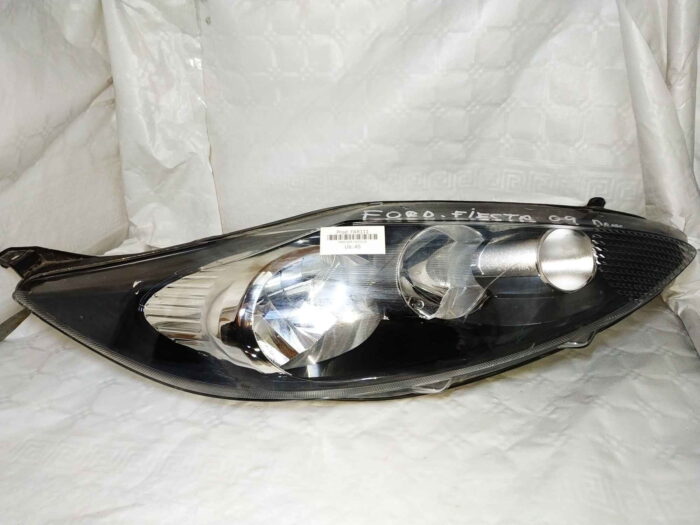 Faro delantero derecho Ford Fiesta VII 2009