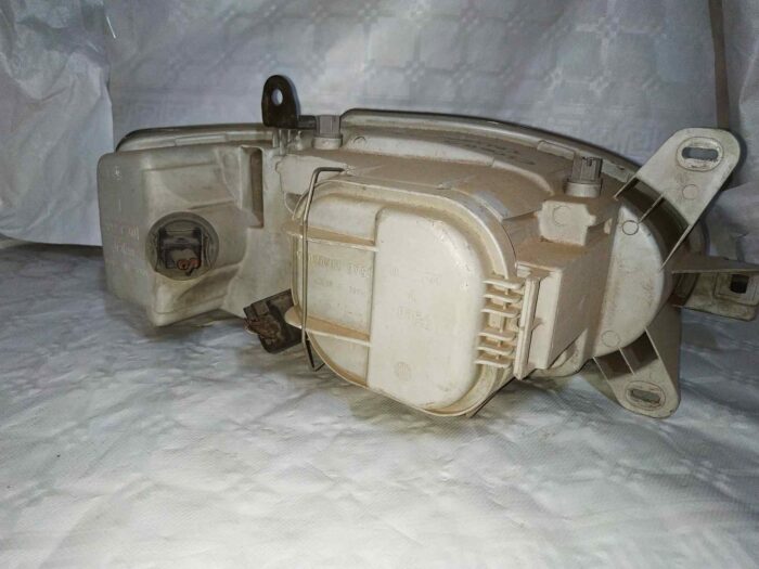 Faro delantero izquierdo Ford Escort 1995