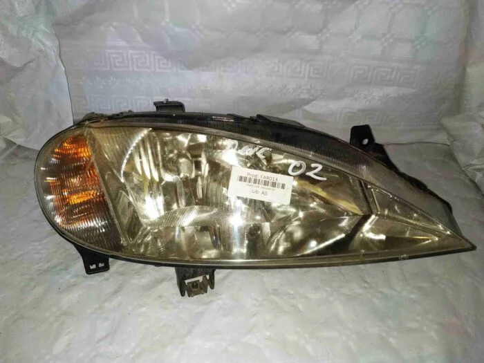 Faro delantero derecho Renault Megane I fase II 2002 con servomotor reg. altura faro