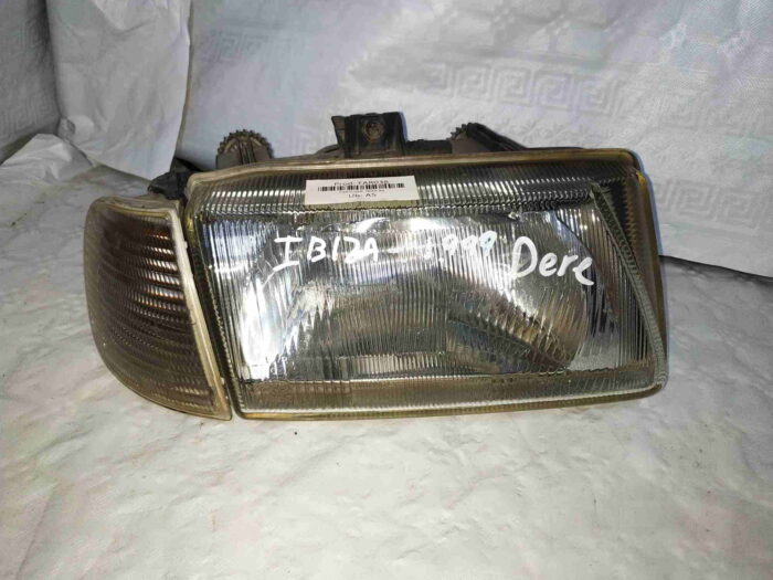 Faro delantero derecho con piloto intermitente Seat Ibiza (6k) 1999