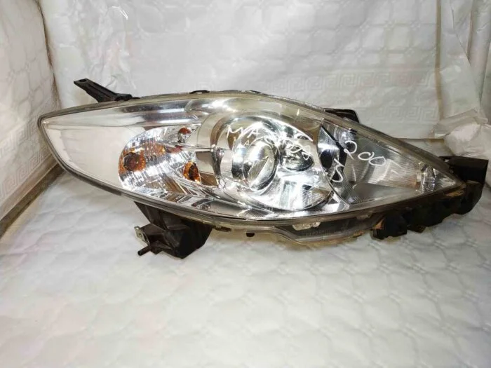 Faro delantero derecho Mazda 5 2007