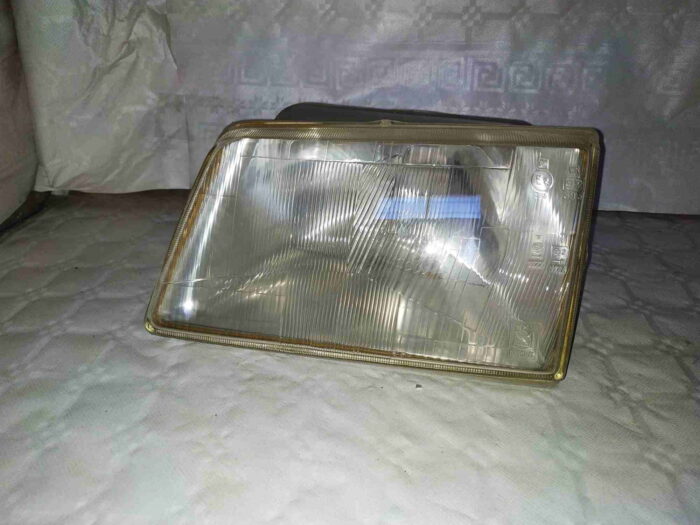 Faro delantero izquierdo Peugeot 205 1997
