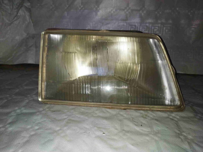 Faro delantero derecho Peugeot 205 1997