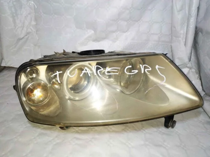 Faro delantero derecho Volkswagen Touareg R5 2003