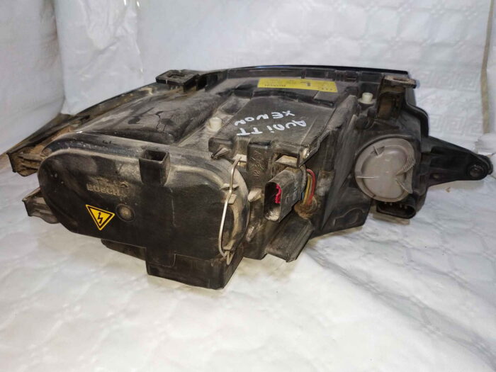 Faro delantero izquierdo Audi TT Xenon 2000