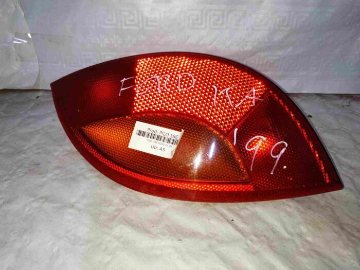 Piloto trasero izquierdo Ford KA con portalámparas 1999