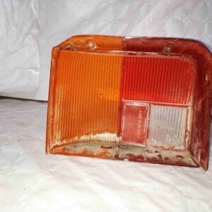 Plástico piloto trasero derecho Peugeot 205 Berlina 1997 sin portalámparas