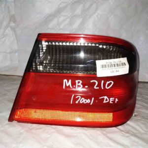 Piloto trasero derecho Mercedes Benz Clase E (W210) 2000 sin portalámparas