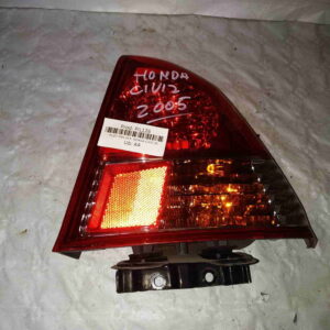 Piloto trasero derecho Honda Civic 2005 con portalámparas