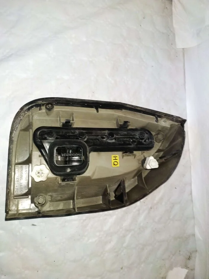 Piloto trasero derecho Opel Zafira A con portalámparas