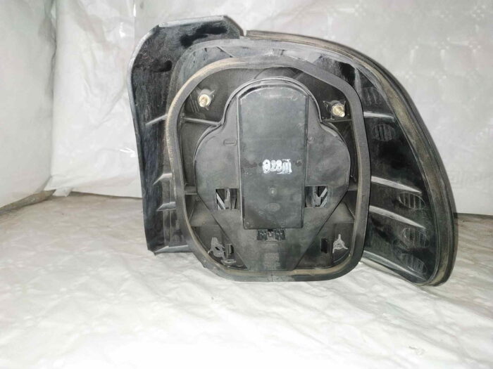 Piloto trasero izquierdo Mg Rover Serie 600 (Rh) 620 1994 con portalámparas