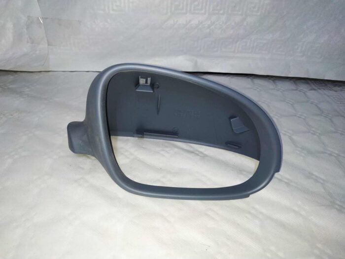 Carcasa retrovisor lado derecho Volkswagen Golf V nuevo imprimación