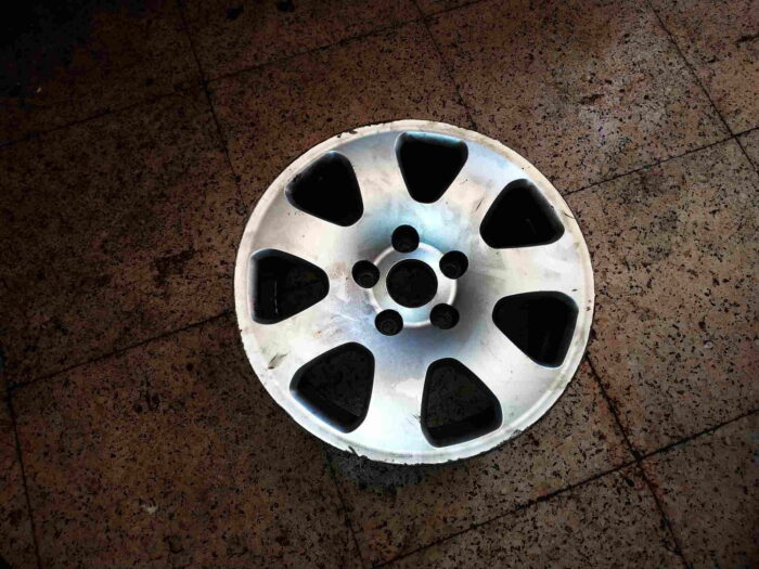 Llanta aluminio Audi A4 (8E) 2002