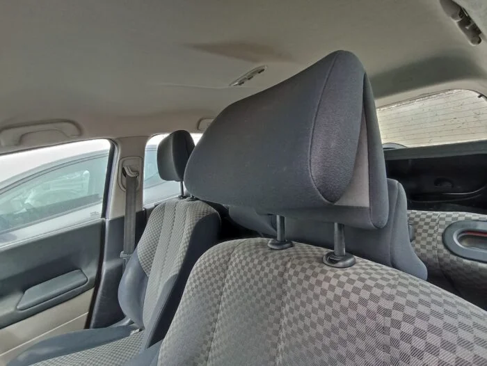 Reposacabezas delantero Renault Megane II Berlina 5 puertas