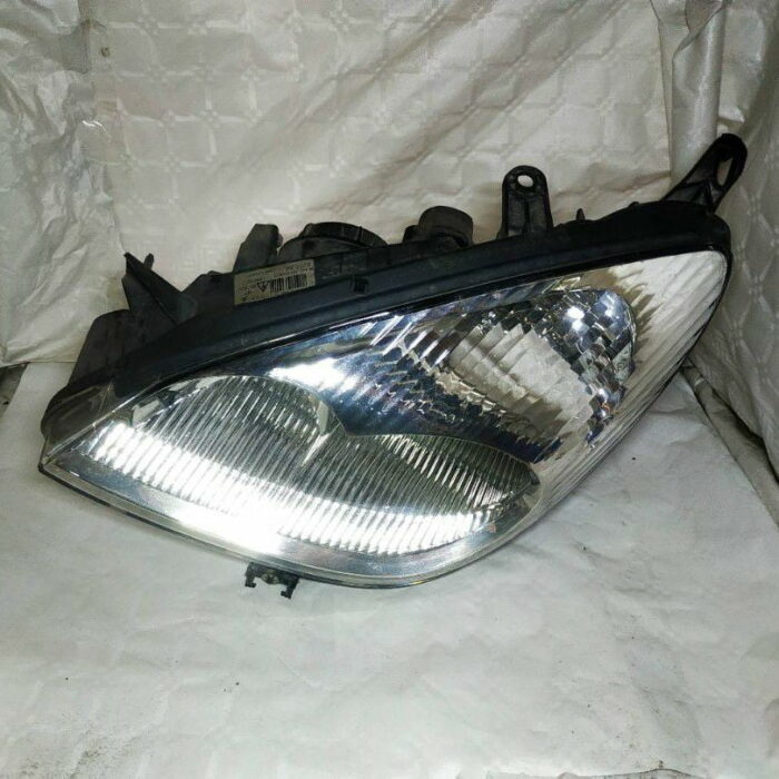 Faro delantero izquierdo Citröen C5 xenon
