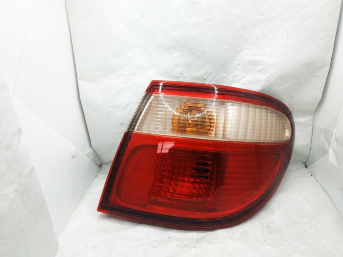 Piloto trasero derecho Nissan Almera II (N16/E) 2001