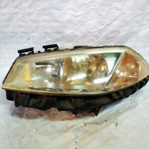 Faro delantero izquierdo Renault Megane II 2004