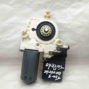 Motor elevalunas trasero derecho Seat Toledo II, León I, Golf IV, Bora 2003