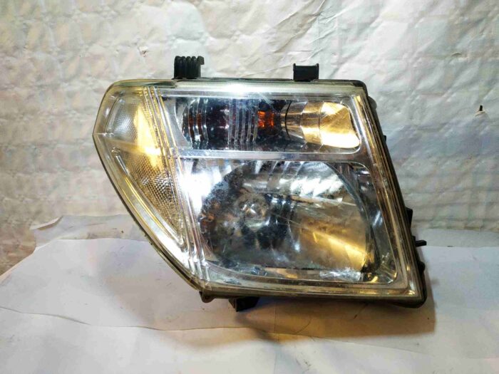 Faro delantero derecho Nissan Pathfinder (R51) 2010