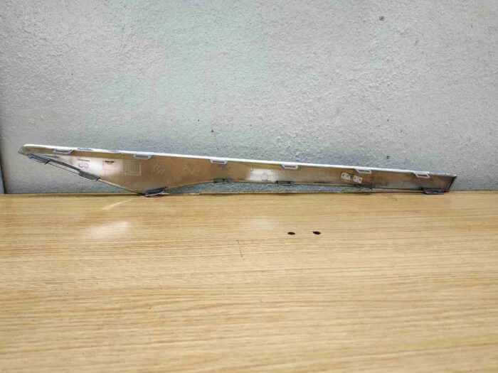 Moldura puerta trasera derecha Renault Captur