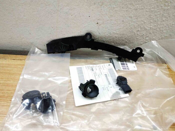 Kit soporte derecho parachoques trasero Renault Kadjar