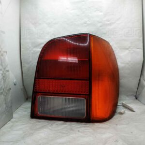 Luz traseira direita VW Polo com porta-lâmpada