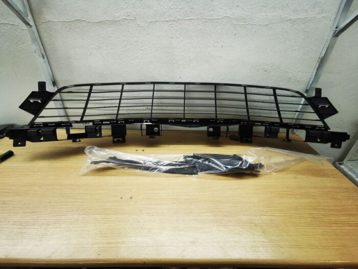 Grade de ventilação do para choque dianteiro Renault Scenic III Grand Scenic III com kit