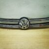 Grade dianteira VW Tiguan 2009 com emblema