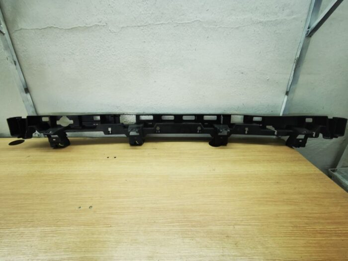 Suporte do pára choque traseiro Dacia Dokker Renault Space