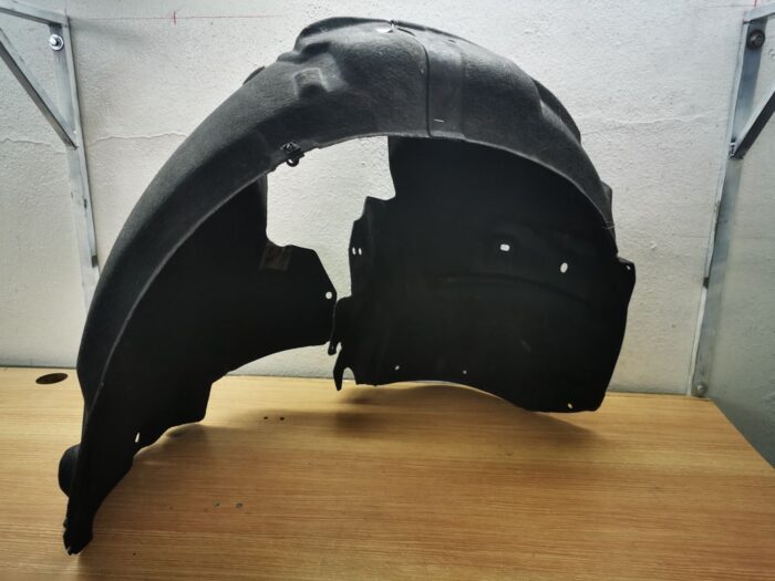 Arco da roda dianteira direita Audi A4 B8/8K