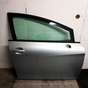 Seat Leon porta dianteira direita