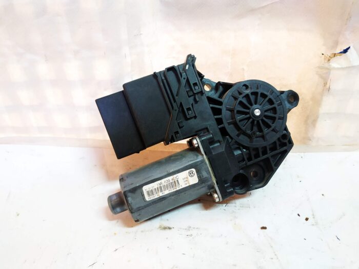 Motor vidro traseiro direito VW Golf V (5m1)