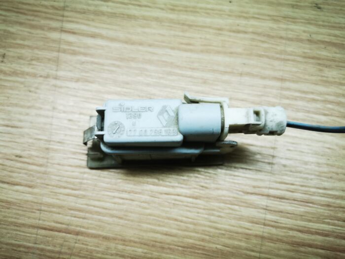 Luz de matrícula traseira Renault Clio III Megane II Laguna II