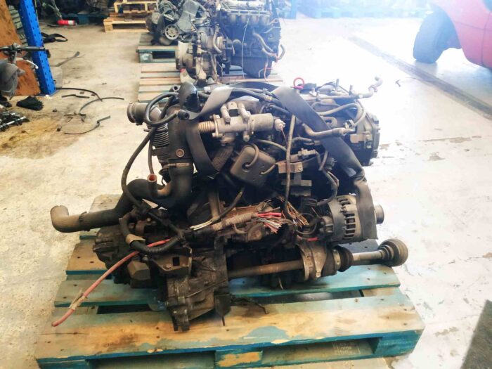 Motor completo Fiat Punto (188) 1.9 JTD Diesel 80cv 2000