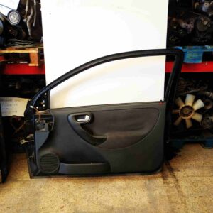 Puerta delantera derecha Opel Corsa C negro