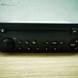 Auto-rádio Citroën C5 marca Clarion ano 2003