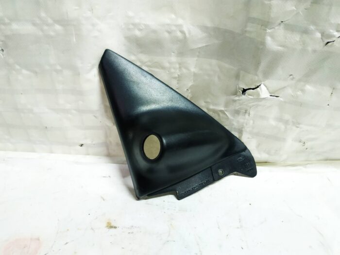 Acabamento interno retrovisor esquerdo Ford Escort MK-VI