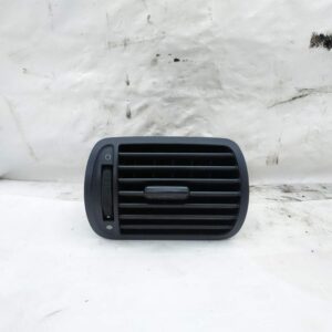 Seat Leon difusor de ar esquerdo (1M)