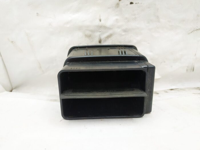Seat Leon difusor de ar esquerdo (1M)