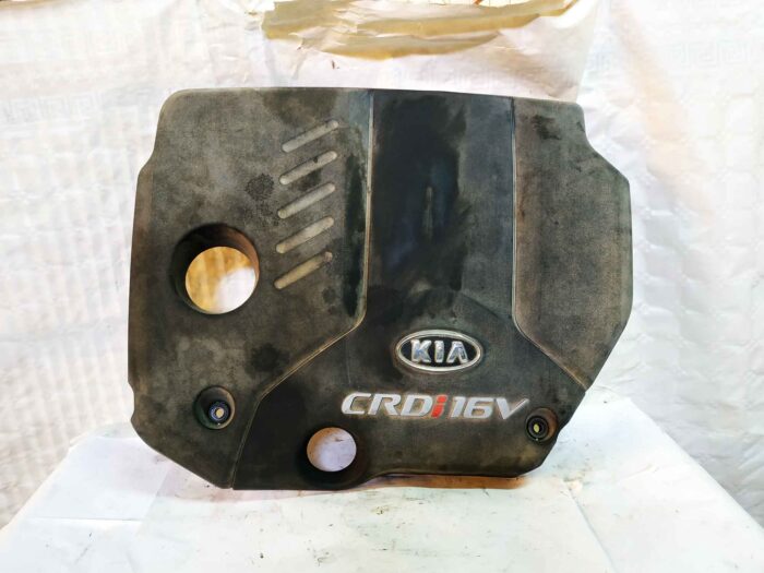 Tampa do motor Kia C'eed CRDi 16v