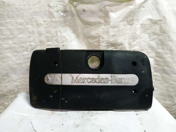 Tampa do motor Mercedes Benz W209 CLK C270 CDI Coupe