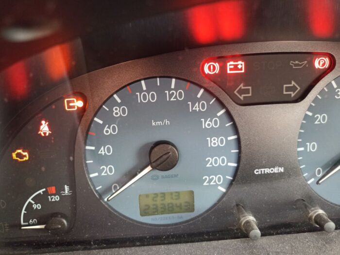 Motor completo Citröen Xsara NFU 1.6 16v gasolina 2002